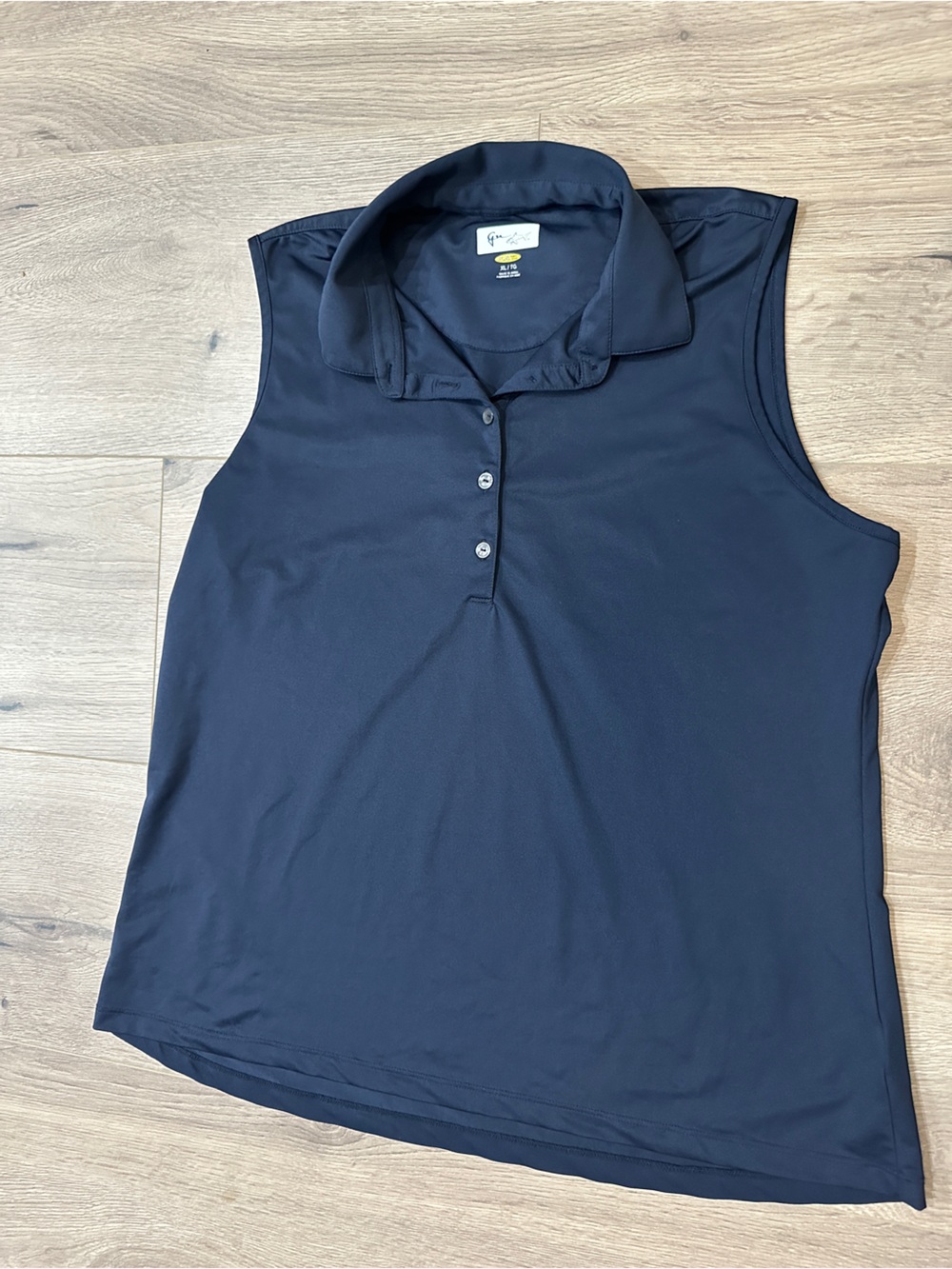 Greg Norman Collection Women's Sleeveless Polo Tank Top in Navy